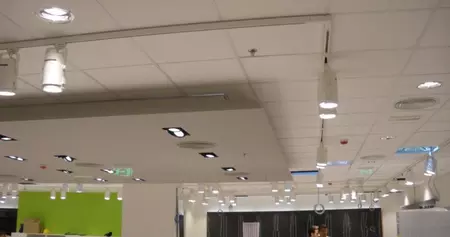 h_m_avenue_mall_2_0