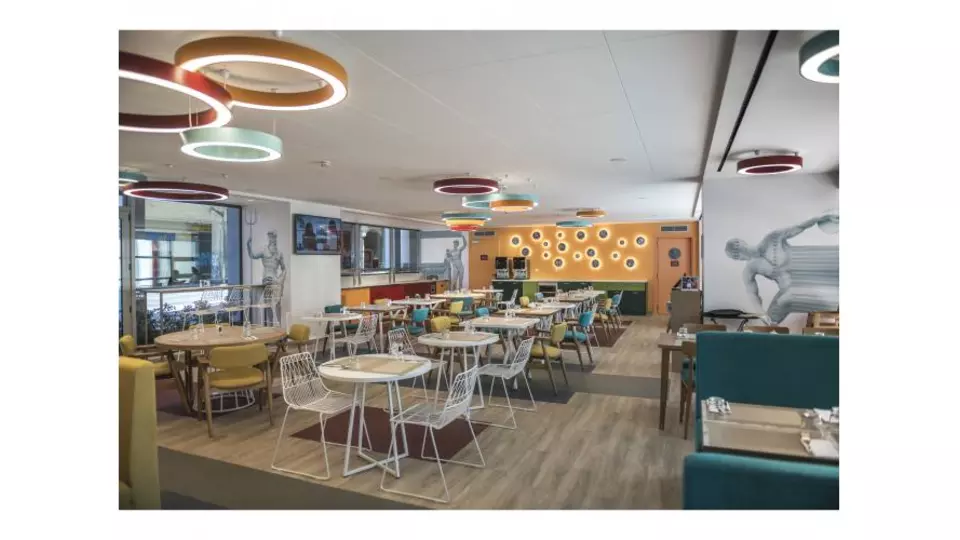 athens_routes_restaurant5_archit_01