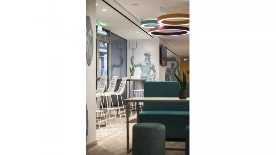 athens_routes_restaurant5_archit_17